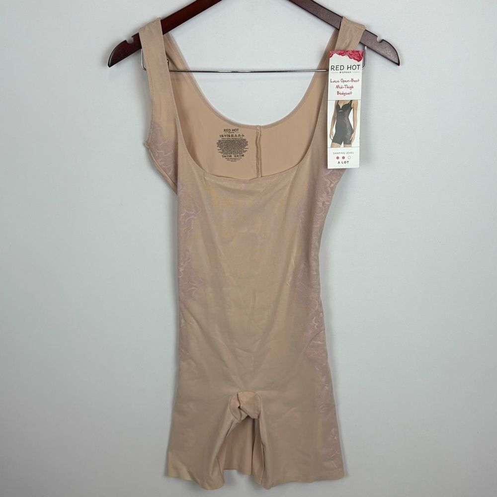 NWT Red Hot by Spanx Lace Open-Bust Mid-Thigh Bodysuit Beige Shaping Level A lot